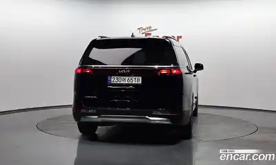 Kia Canival 2023 2.2 гидро в Москве № 128544, миниатюра 4