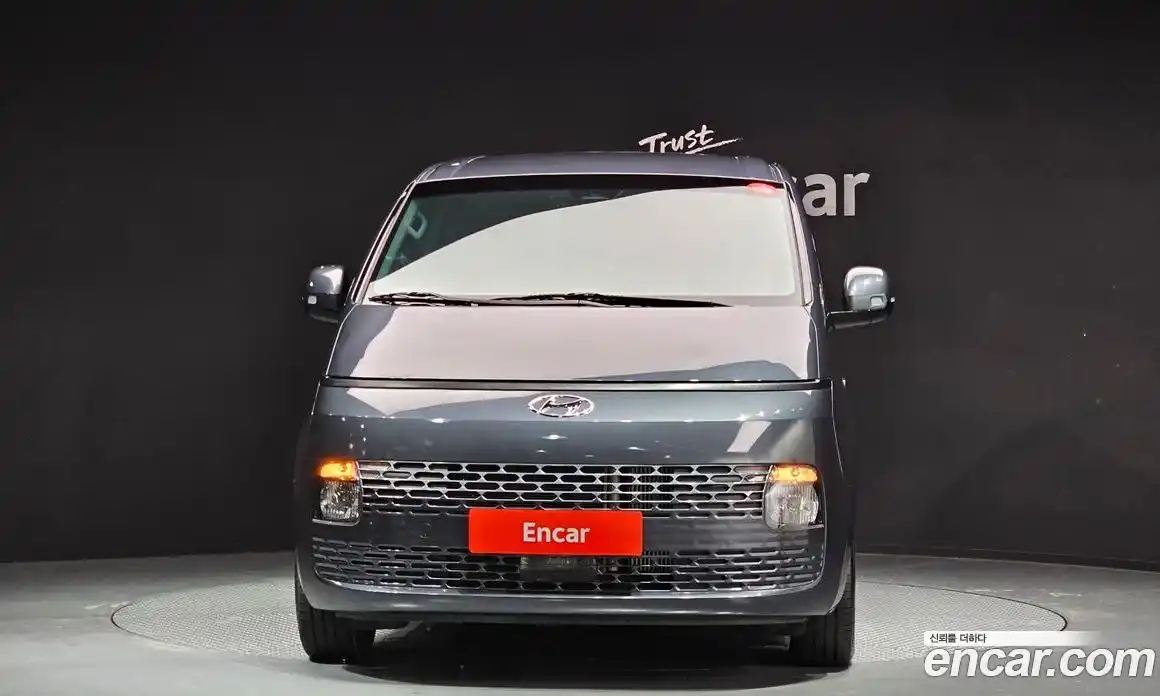 Hyundai Staria 2023 2.2 Автомат в Москве № 926084, фото 3