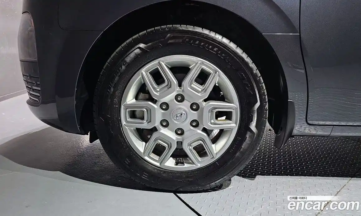 Hyundai Staria 2023 2.2 Автомат в Москве № 926084, фото 5