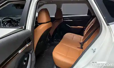 Kia Seltos 2025 1.6 Автомат в Москве № 928424, миниатюра 11