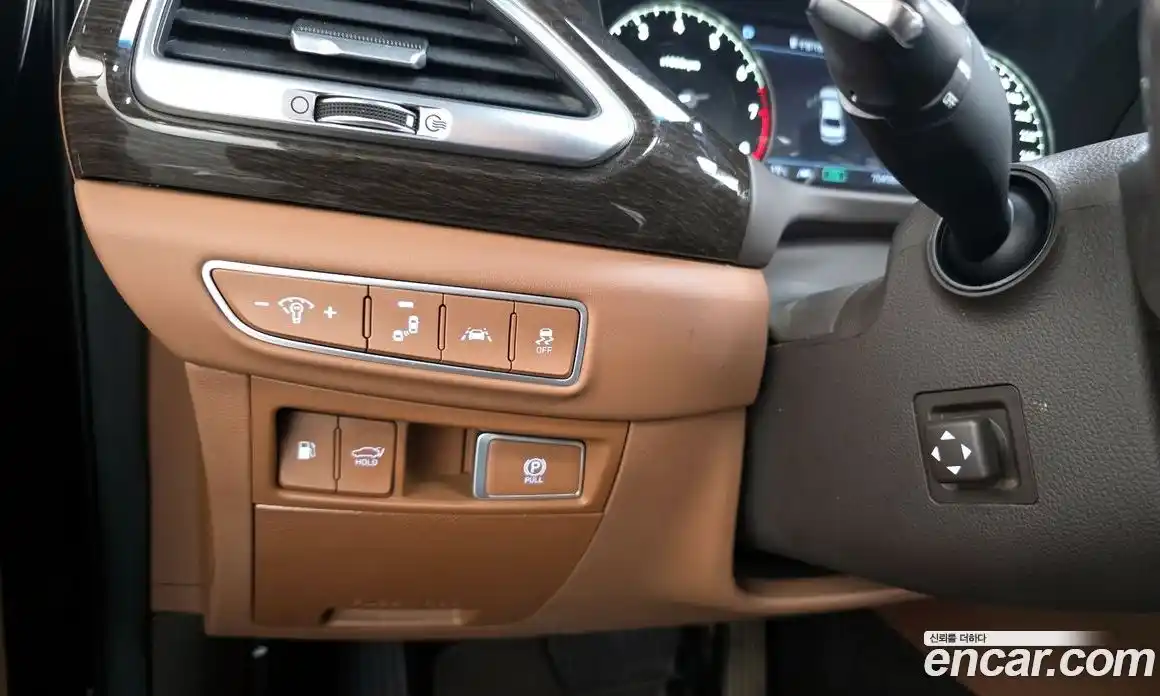 Genesis G90 2019 3.8 Автомат в Москве № 930946, фото 13