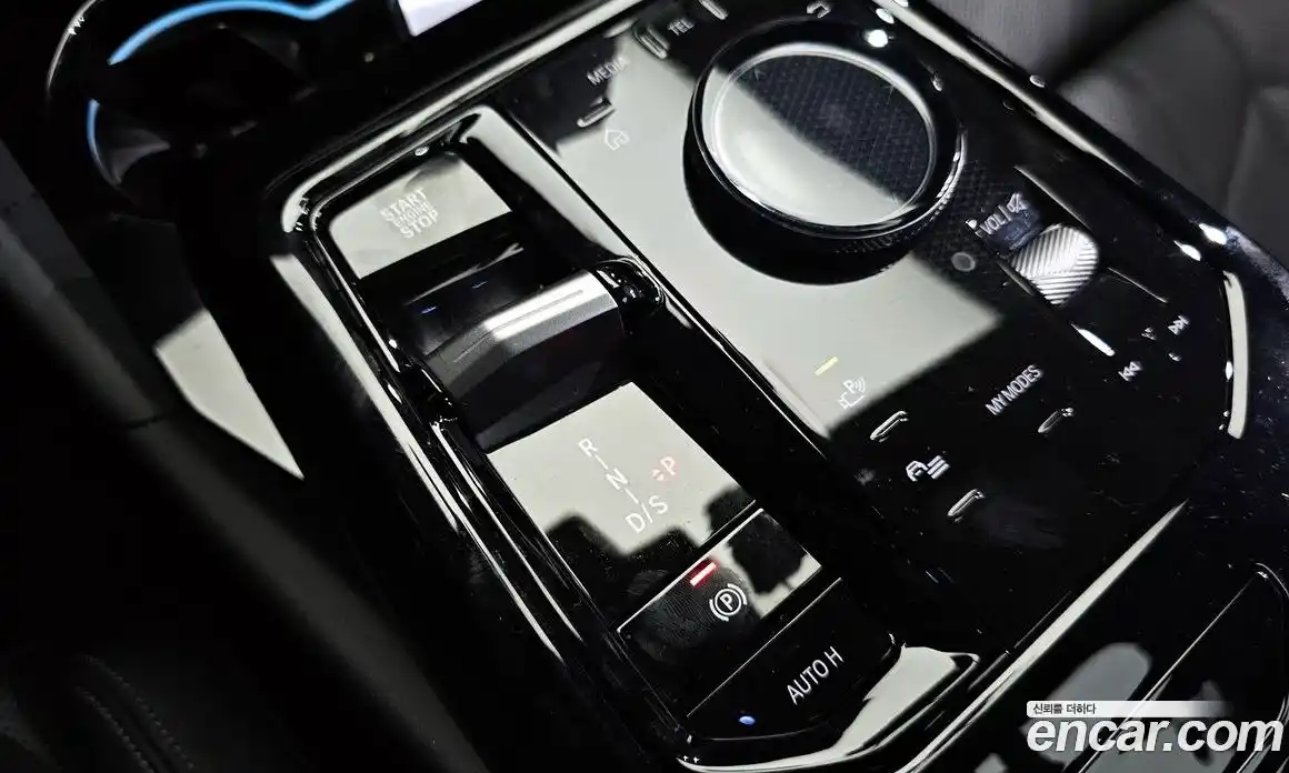 BMW 5-Series 2025 2.0 Автомат в Москве № 933780, фото 9