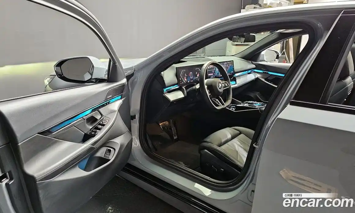 BMW 5-Series 2025 2.0 Автомат в Москве № 933780, фото 10