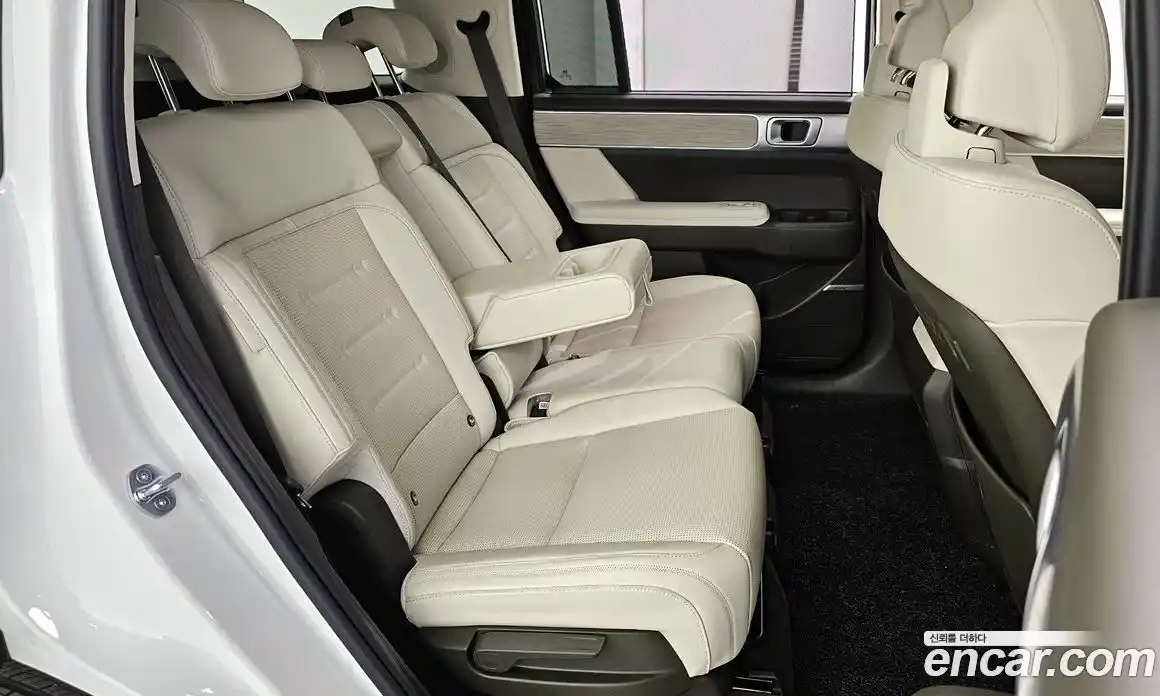 Hyundai Santa Fe 2024 1.6 гидро в Москве № 926854, фото 12