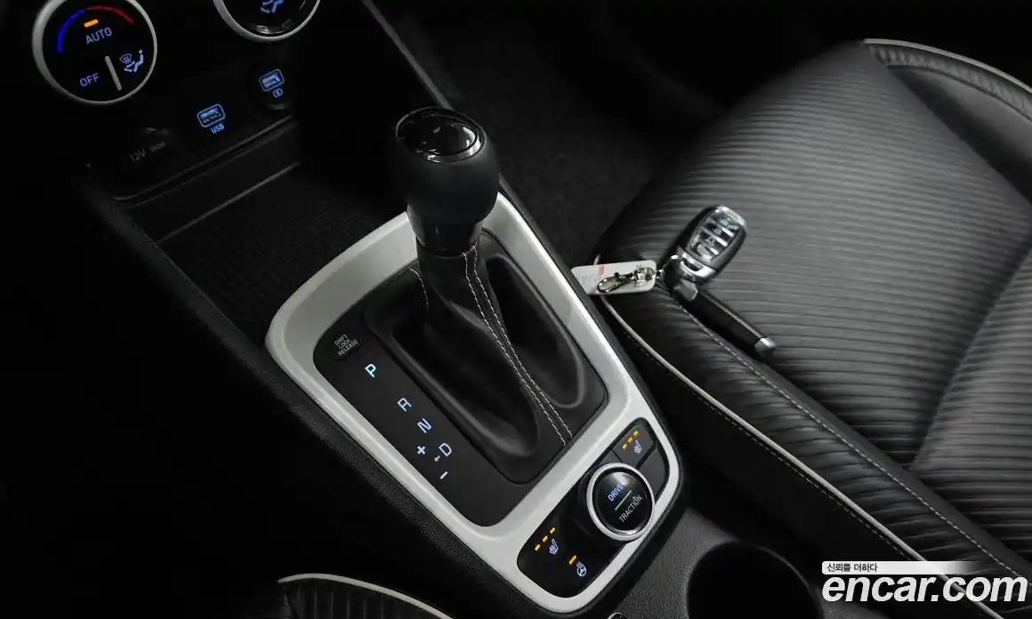 Hyundai Venue 2019 1.6 Автомат в Москве № 927445, фото 8