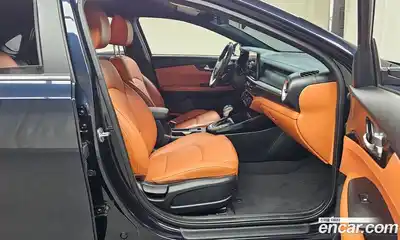 Kia K3 2022 1.6 Автомат в Москве № 929608, миниатюра 11