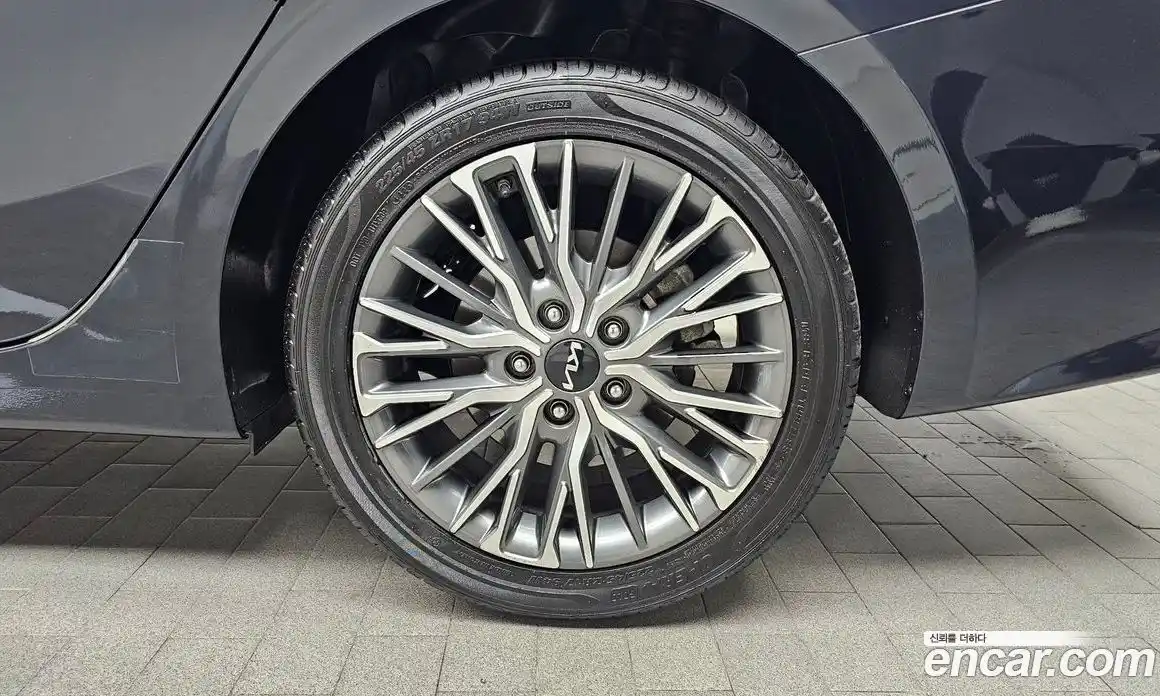 Kia K3 2022 1.6 Автомат в Москве № 929608, фото 5