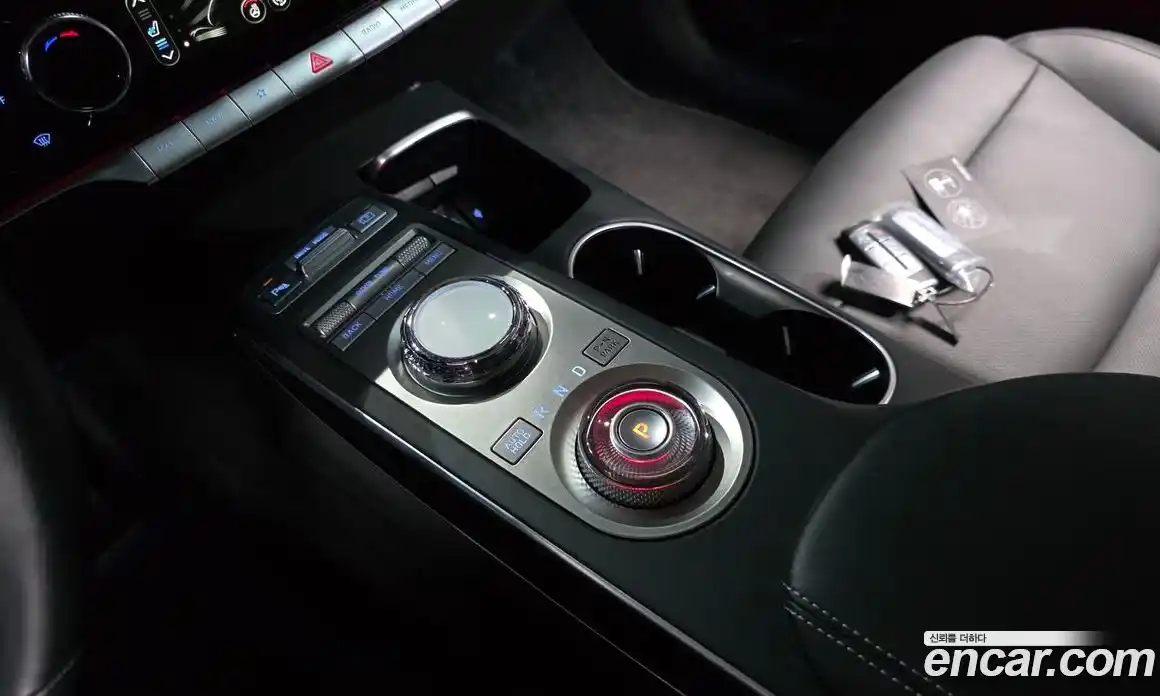 Genesis GV70 2021 2.5 Автомат в Москве № 930682, фото 9