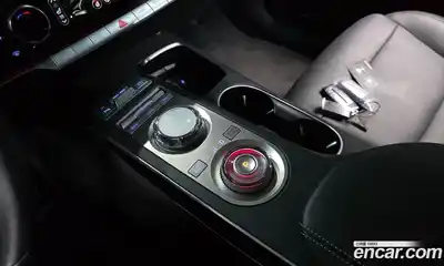 Genesis GV70 2021 2.5 Автомат в Москве № 930682, миниатюра 9