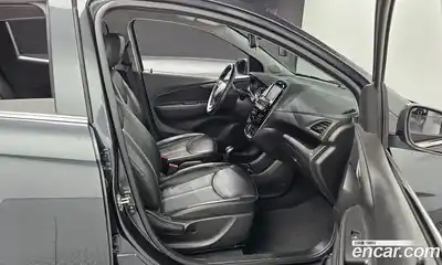Chevrolet Spark 2018 1.0 гидро в Москве № 935184, миниатюра 12