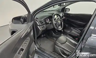Chevrolet Spark 2018 1.0 гидро в Москве № 935184, миниатюра 10