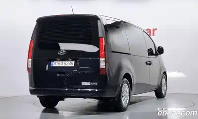 Hyundai Staria 2023 2.2 Автомат в Москве № 927449, миниатюра 2