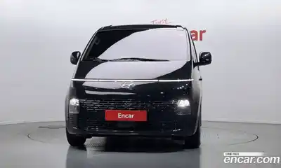 Hyundai Staria 2023 2.2 Автомат в Москве № 927449, миниатюра 3