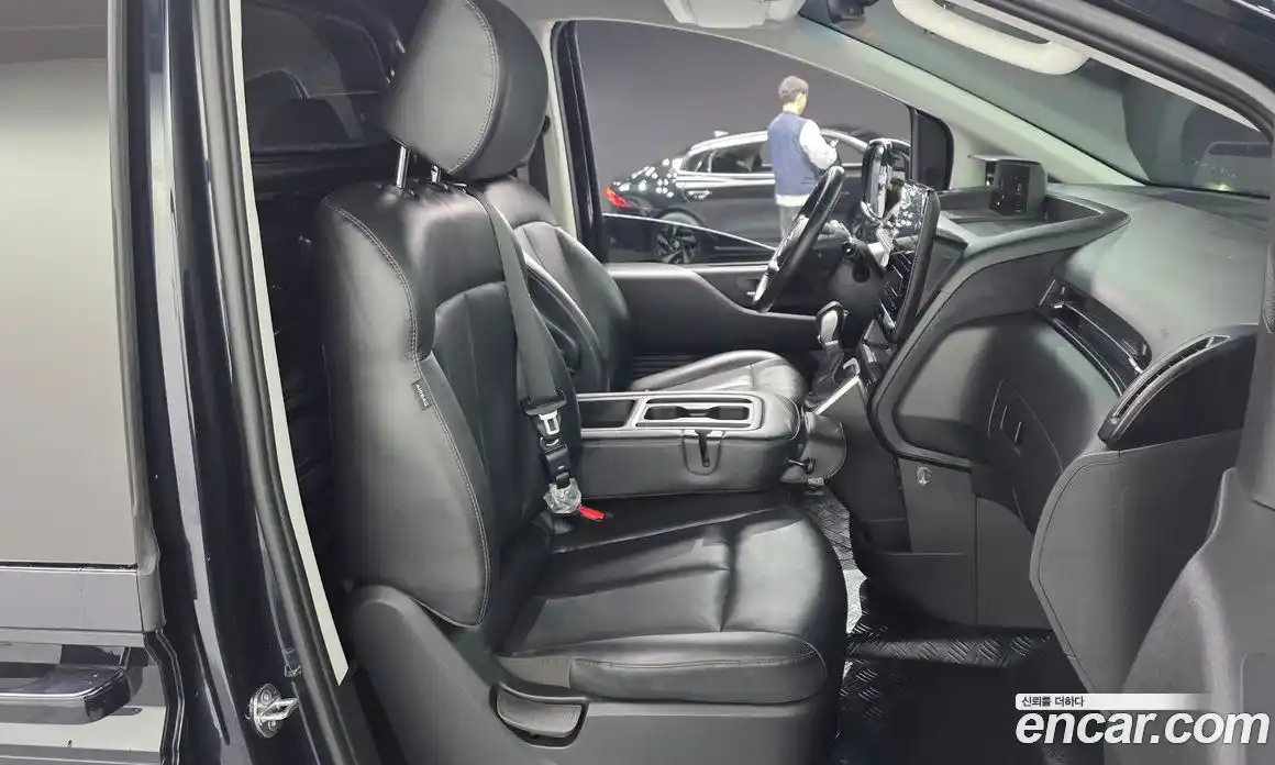 Hyundai Staria 2023 2.2 Автомат в Москве № 927449, фото 10