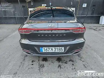 Hyundai Grandeur 2021 3.0 Автомат в Москве № 927671, миниатюра 4