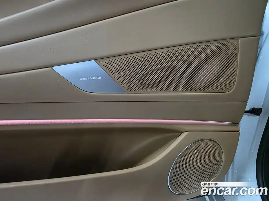 Genesis G80 2024 2.5 Автомат в Москве № 930364, фото 13