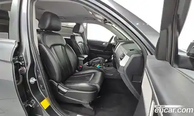 SsangYong Rexton 2018 2.2 Автомат в Москве № 932679, миниатюра 11