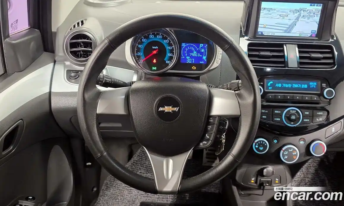 Chevrolet Spark 2015 1.0 гидро в Москве, фото 13