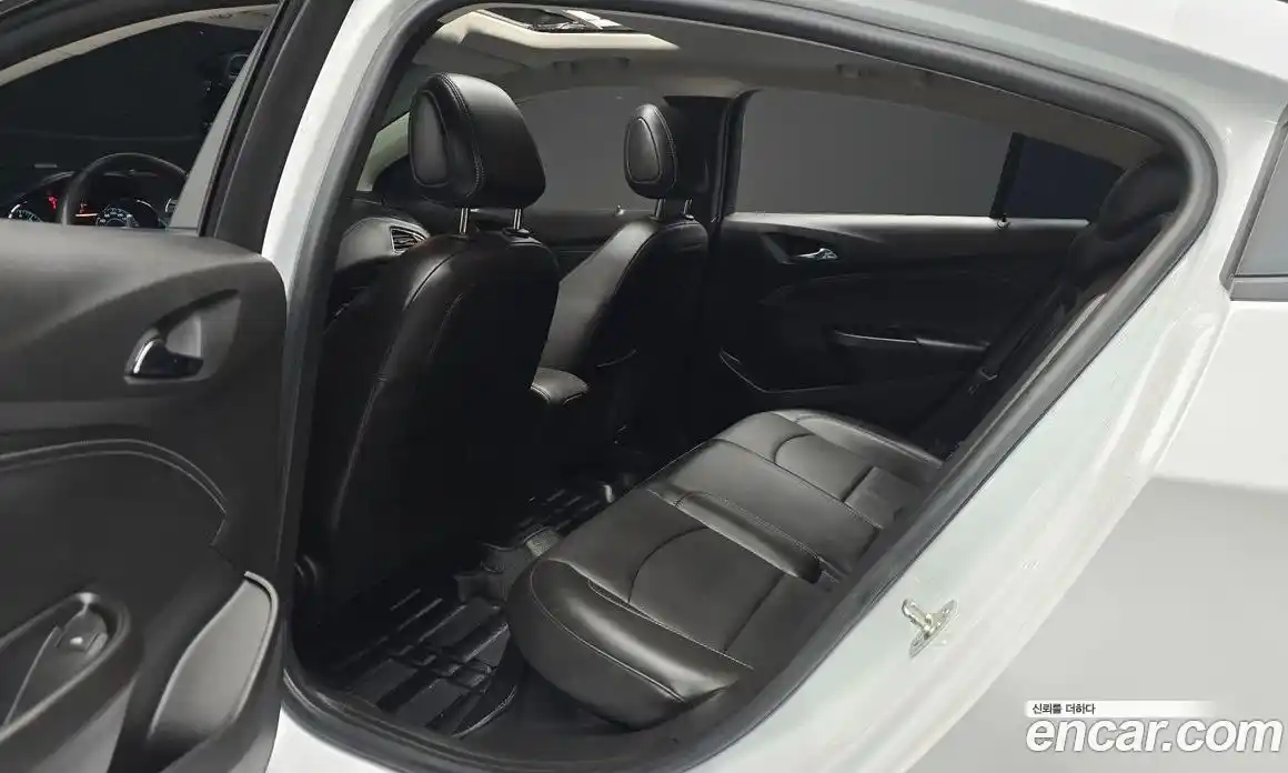 Chevrolet Cruze 2017 1.4 гидро в Москве № 935319, фото 11