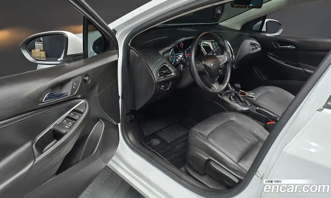 Chevrolet Cruze 2017 1.4 гидро в Москве № 935319, фото 10
