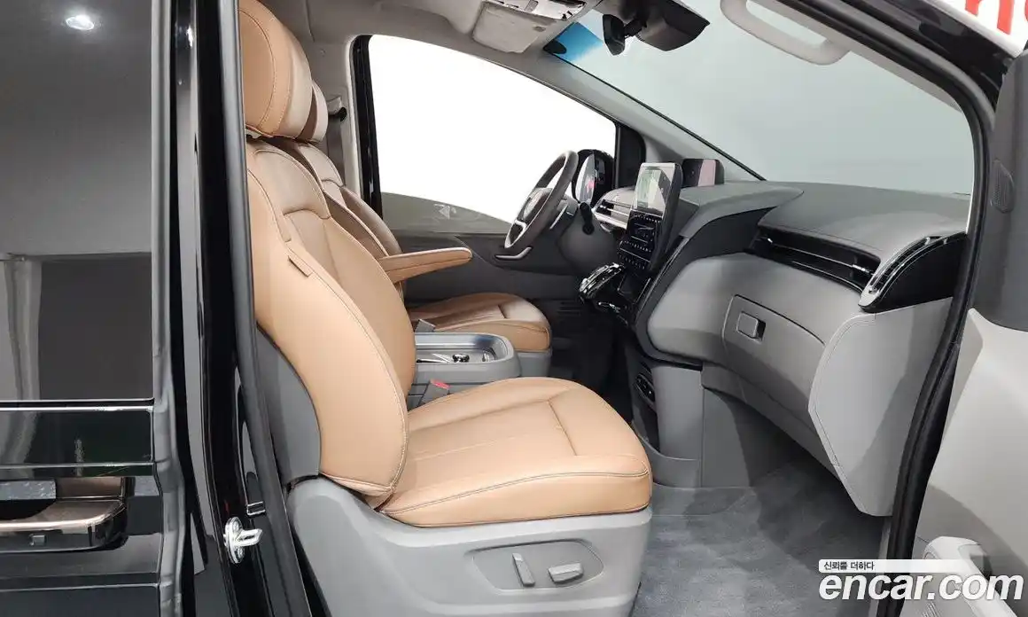 Hyundai Staria 2025 2.2 Автомат в Москве № 926749, фото 11