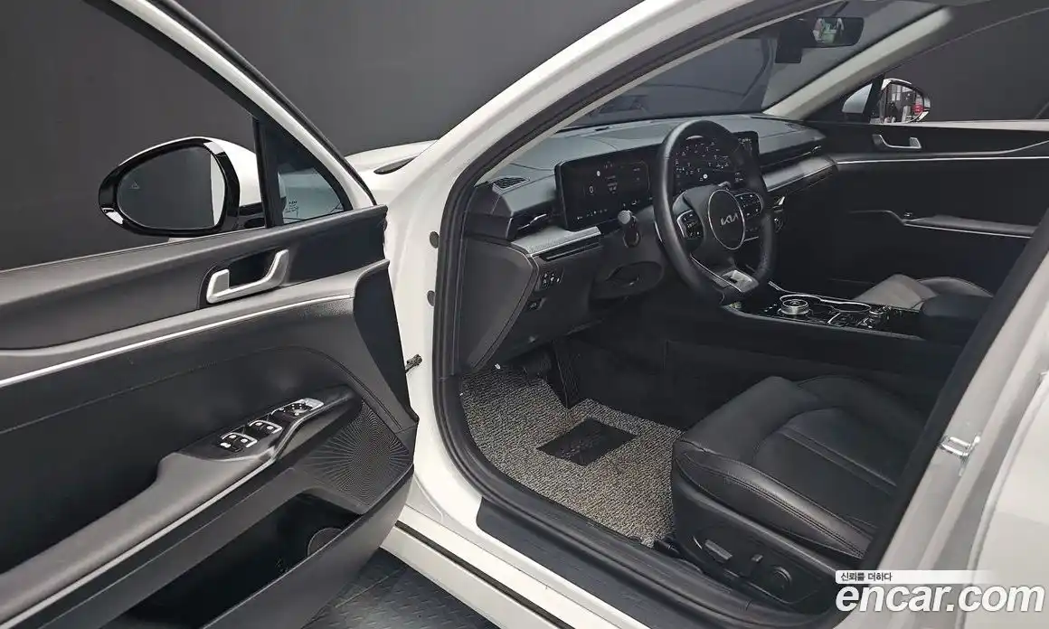 Kia K5 2025 1.6 Автомат в Москве № 928600, фото 11