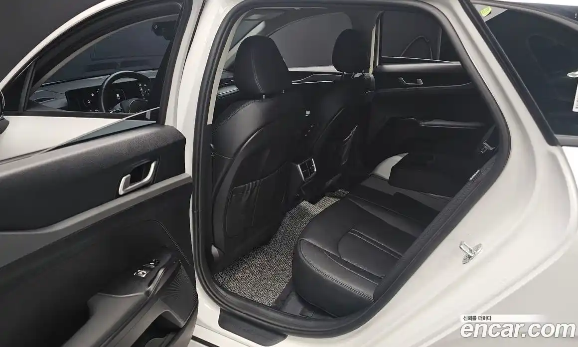 Kia K5 2025 1.6 Автомат в Москве № 928600, фото 12