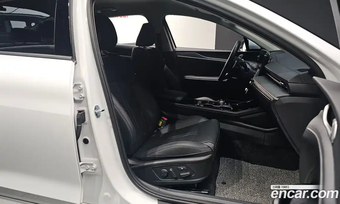 Kia K5 2025 1.6 Автомат в Москве № 928600, фото 10