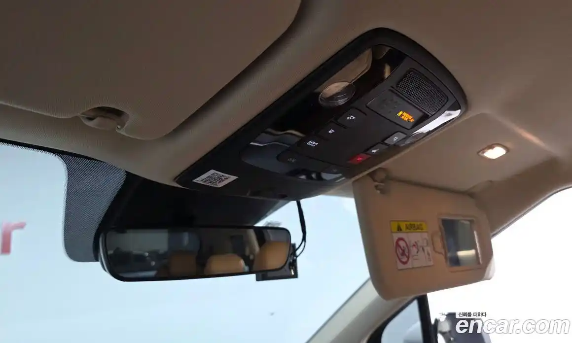 Kia Canival 2023 3.5 Автомат в Москве № 928799, фото 17