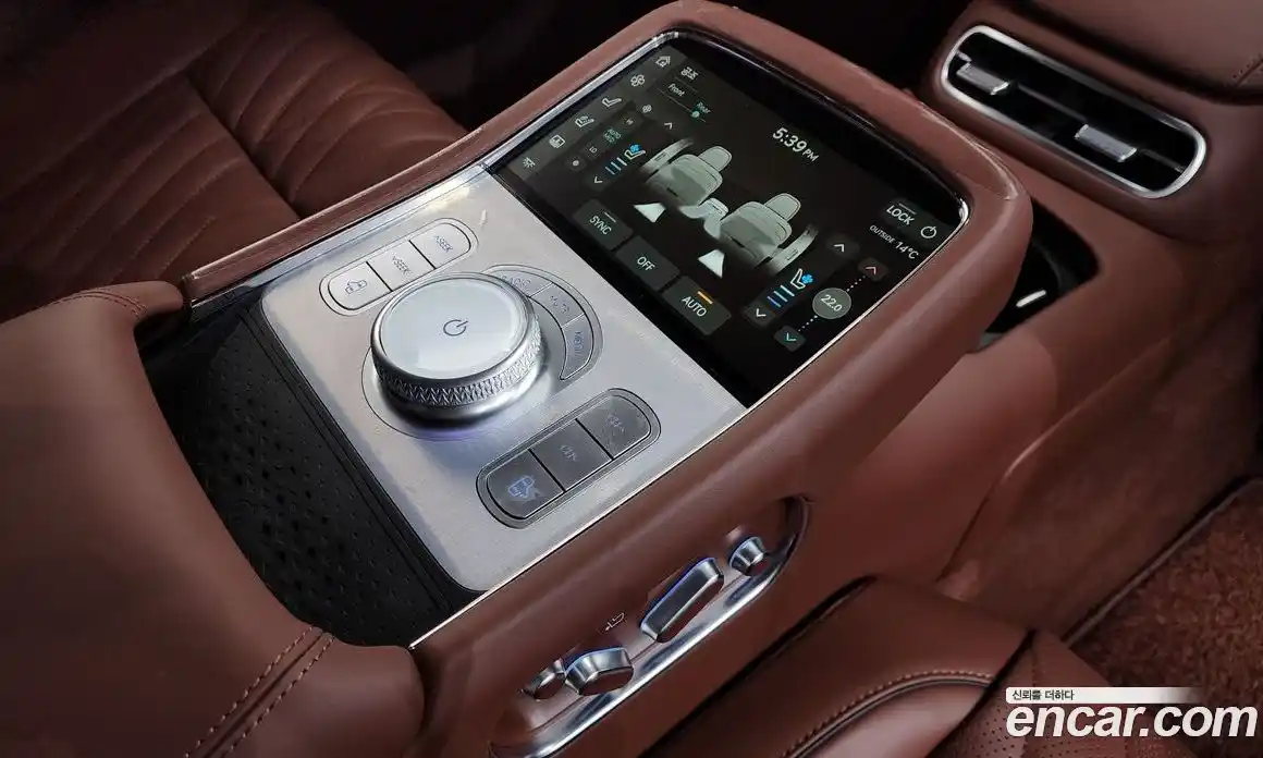 Genesis G90 2023 3.5 гидро в Москве, фото 19