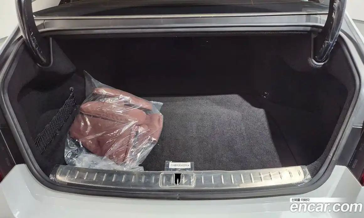 Genesis G90 2023 3.5 гидро в Москве, фото 20