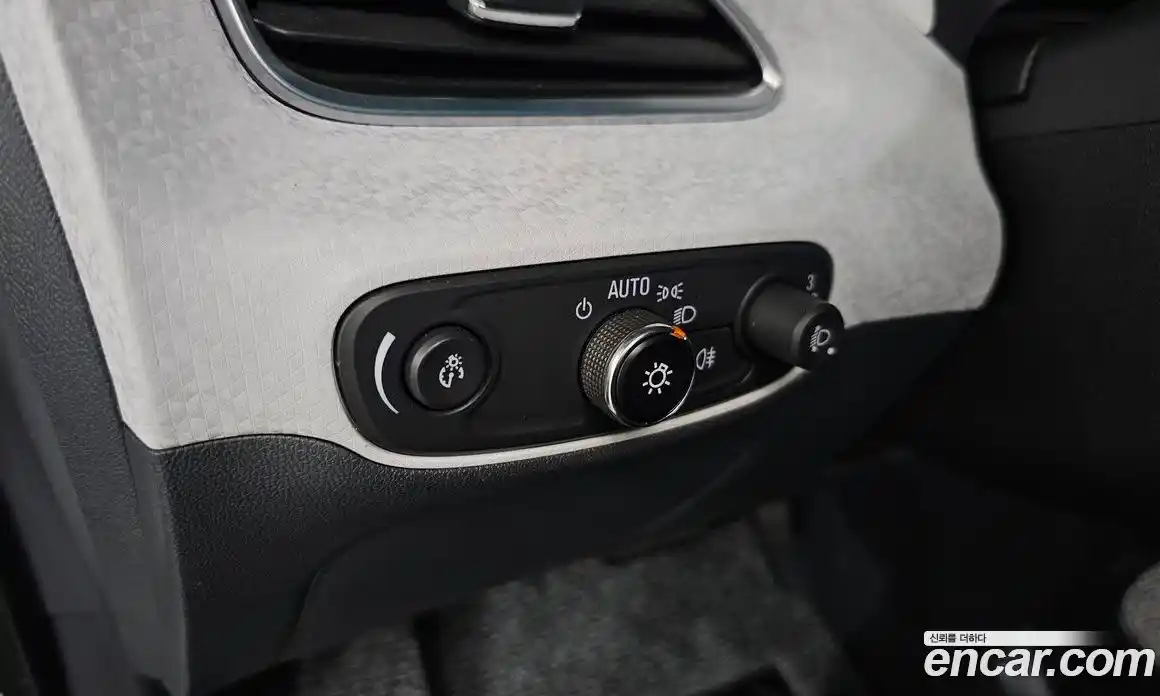 Chevrolet Bolt EV 2019 0.2 Автомат в Москве № 935708, фото 14