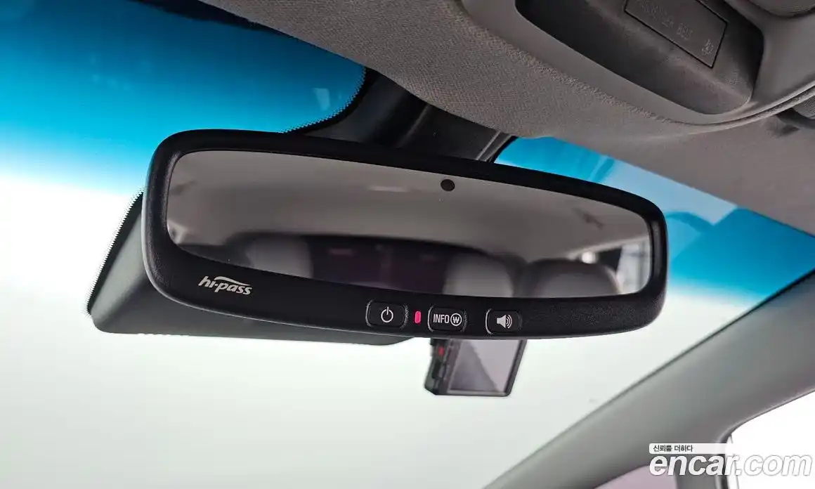 Chevrolet Bolt EV 2019 0.2 Автомат в Москве № 935708, фото 16