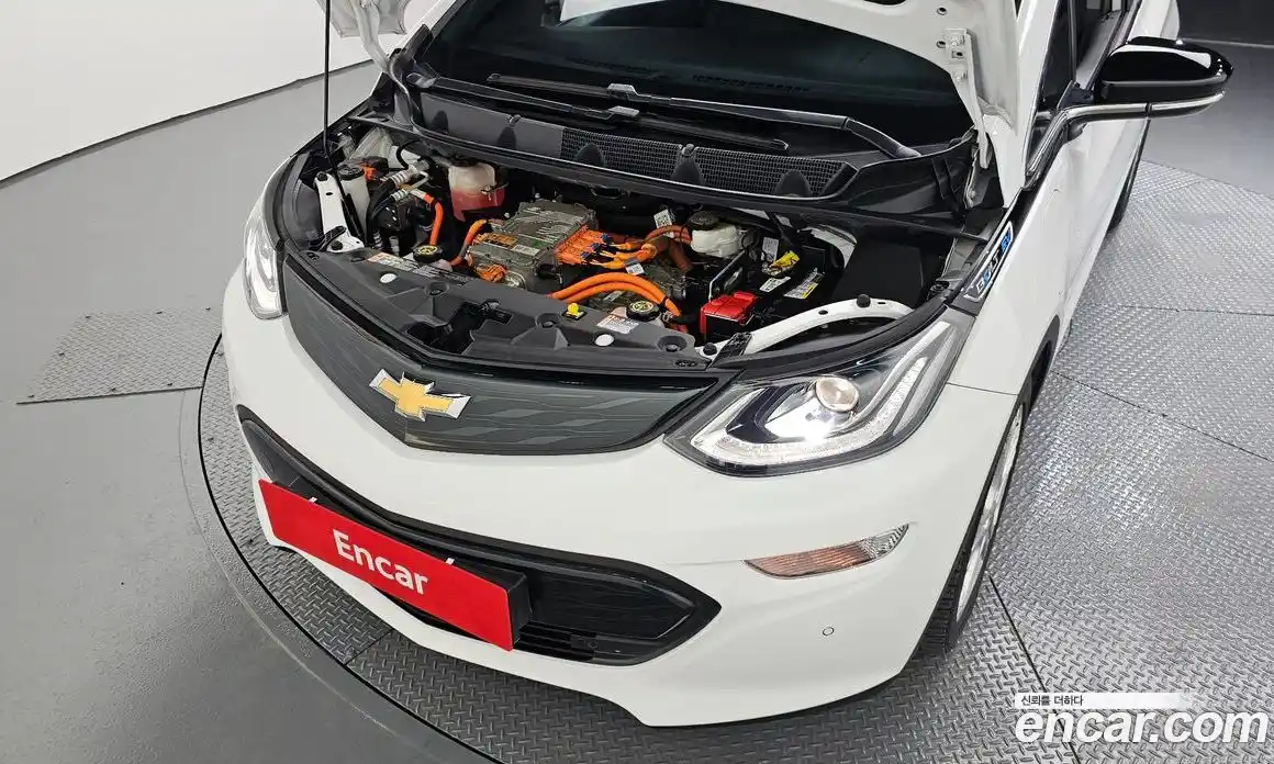Chevrolet Bolt EV 2019 0.2 Автомат в Москве № 935708, фото 6