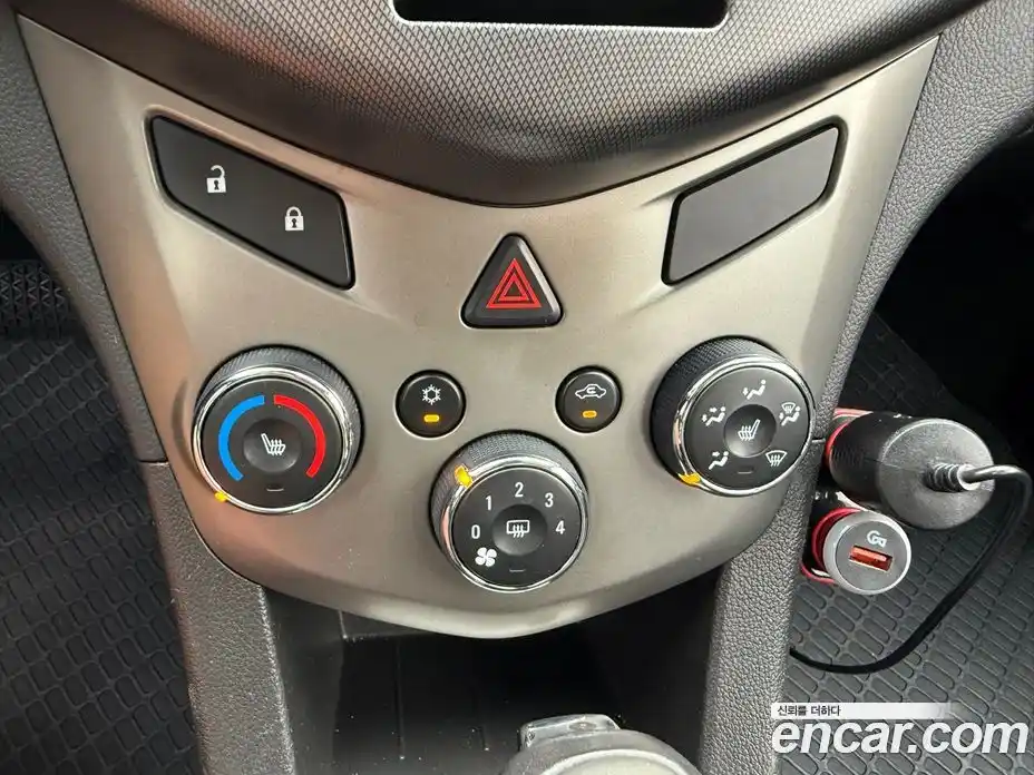 Chevrolet Aveo 2013 1.6 Автомат в Москве № 936956, фото 13