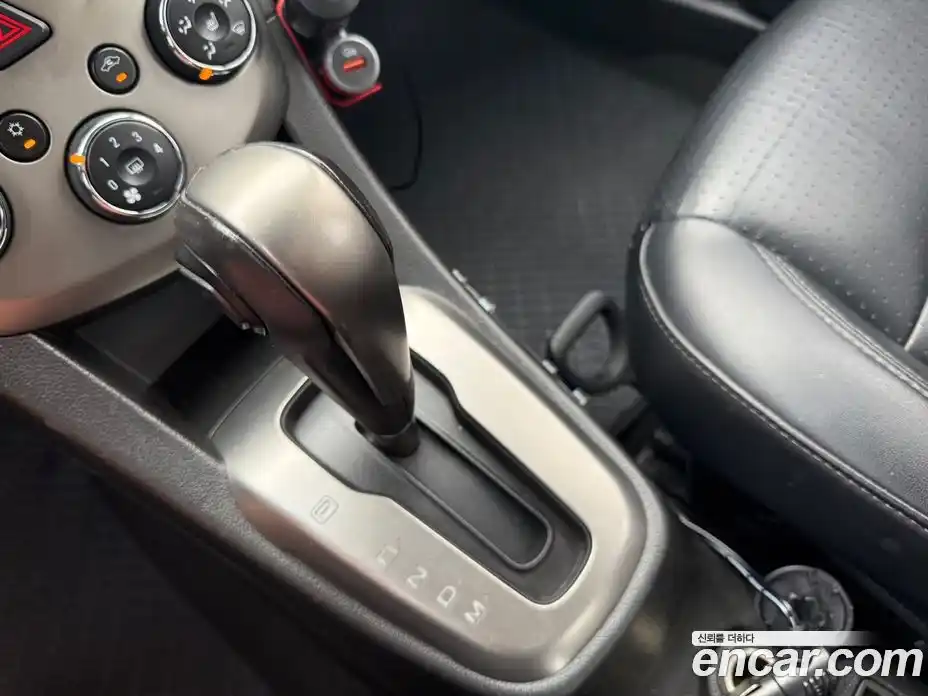 Chevrolet Aveo 2013 1.6 Автомат в Москве № 936956, фото 14