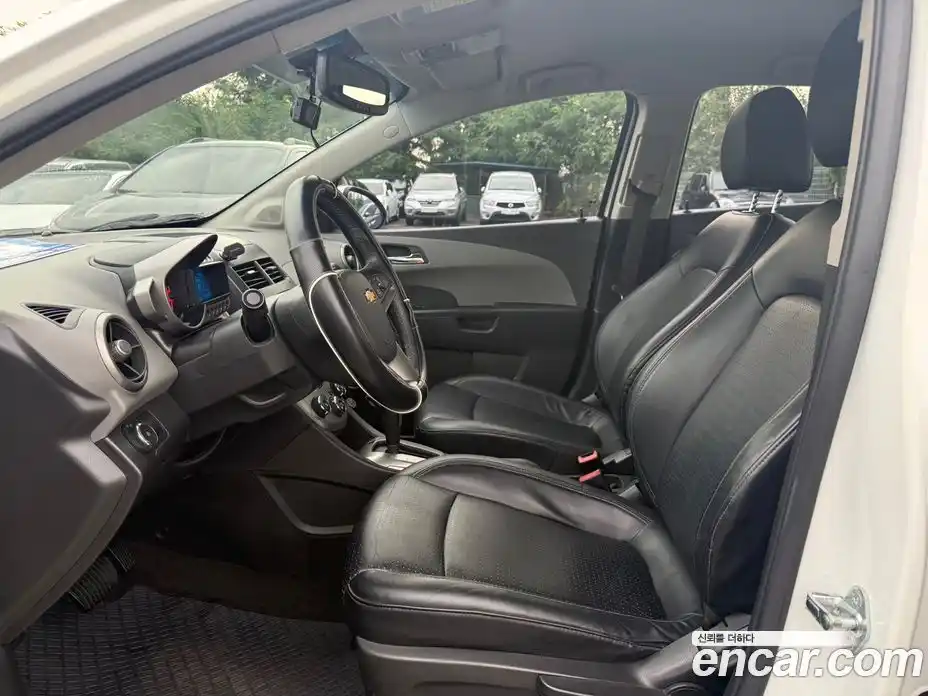 Chevrolet Aveo 2013 1.6 Автомат в Москве № 936956, фото 7