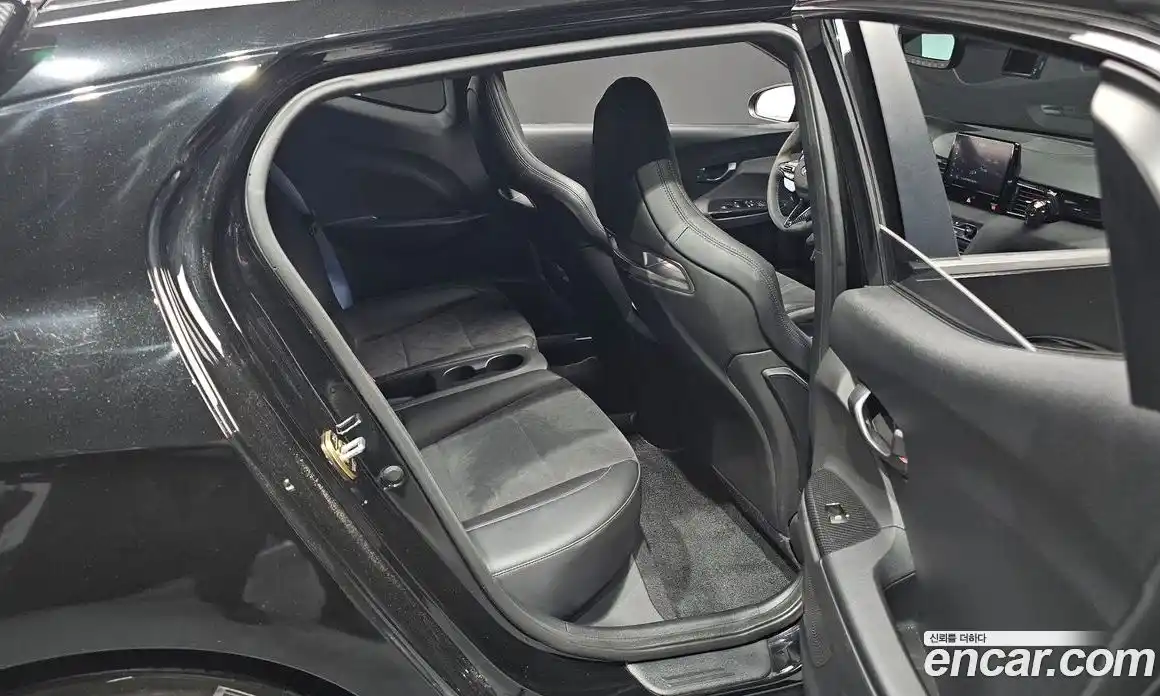 Hyundai Veloster 2020 2.0 Автомат в Москве № 927464, фото 12