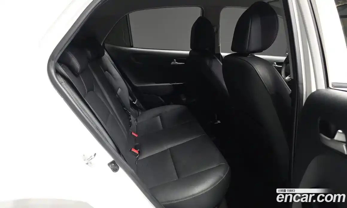 Kia Morning 2021 1.0 Автомат в Москве № 929848, фото 12