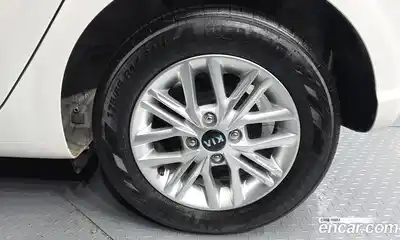 Kia Morning 2021 1.0 Автомат в Москве № 929848, миниатюра 5