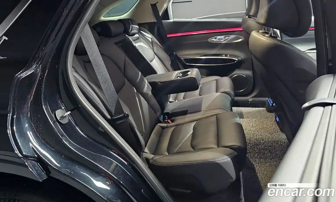 Genesis GV70 2024 2.5 Автомат в Москве № 930268, фото 12