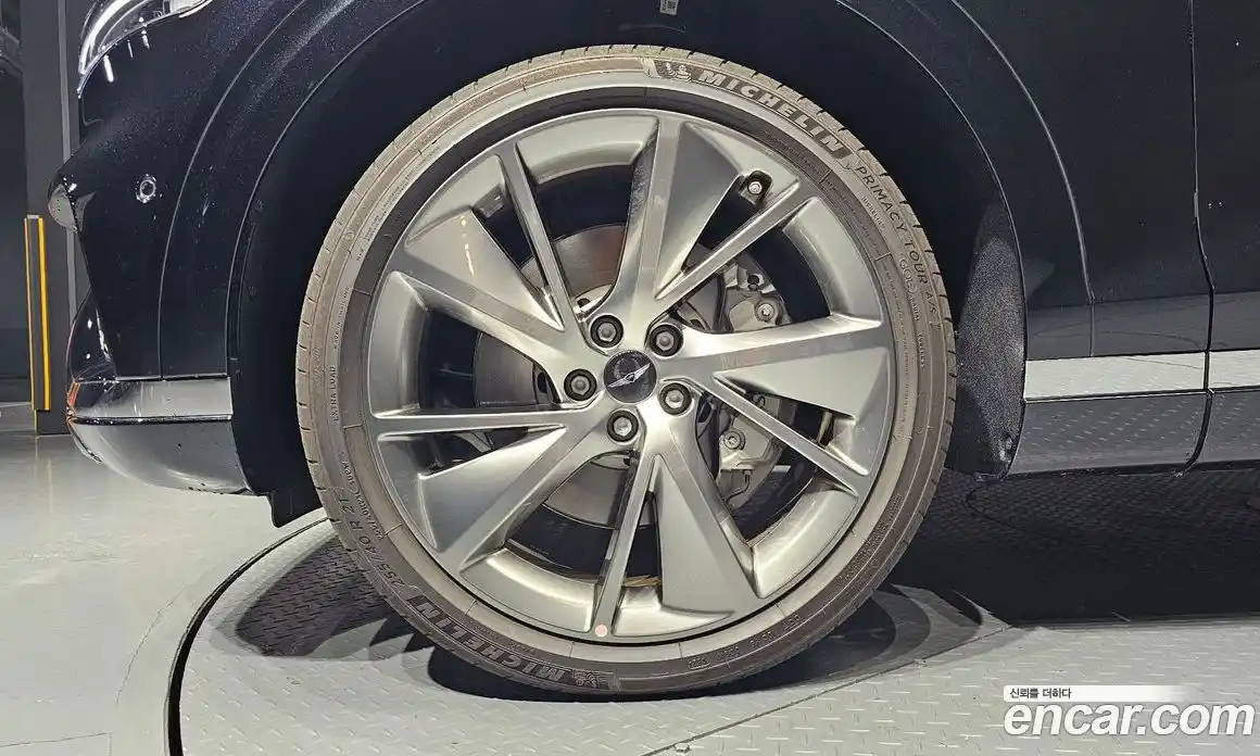 Genesis GV70 2024 2.5 Автомат в Москве № 930268, фото 5