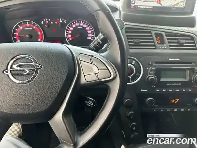 SsangYong Korando 2015 2.0 Автомат в Москве № 932531, миниатюра 11