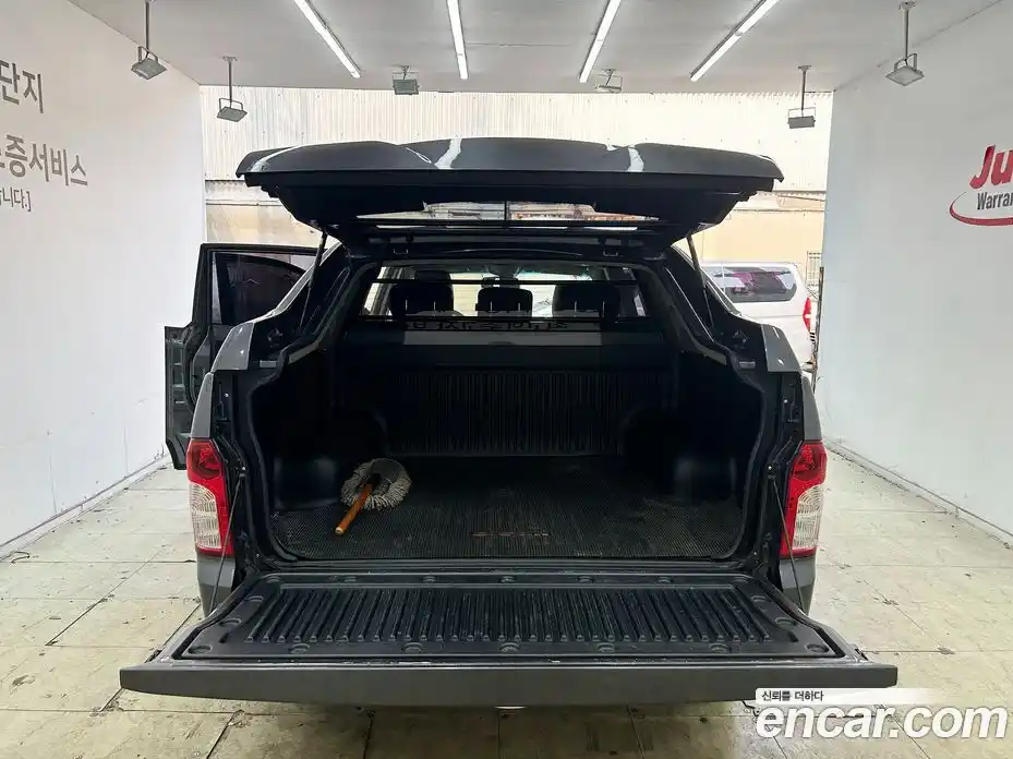 SsangYong Korando 2015 2.0 Автомат в Москве № 932531, фото 14