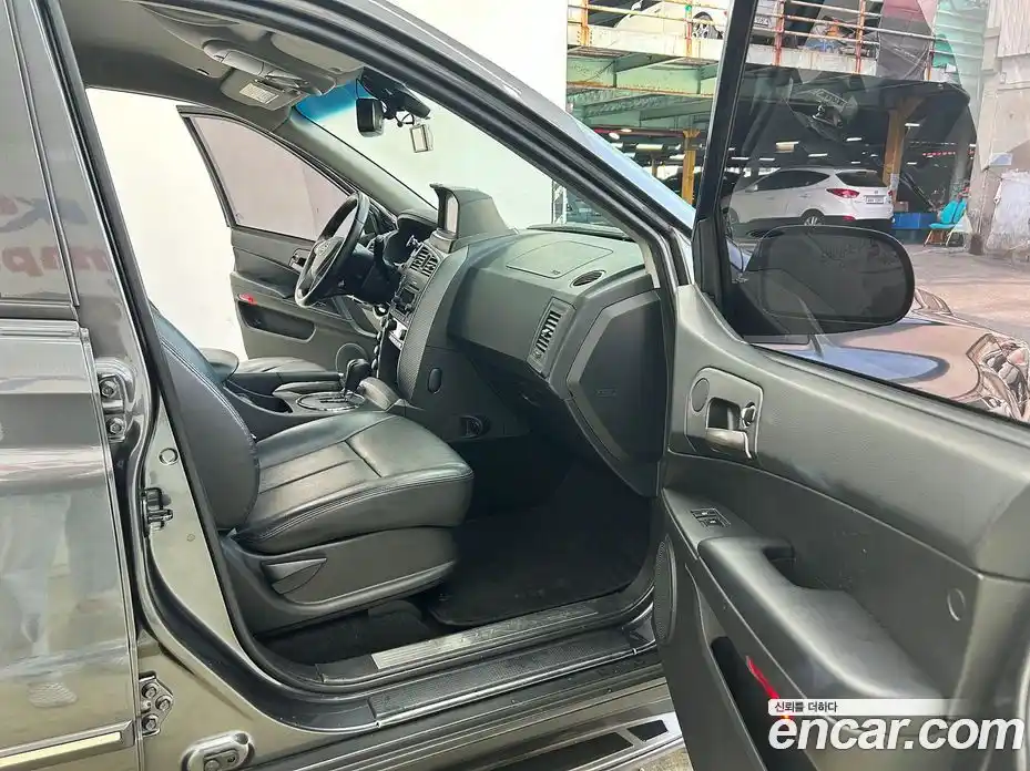 SsangYong Korando 2015 2.0 Автомат в Москве № 932531, фото 15