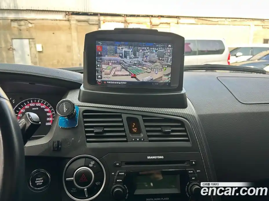 SsangYong Korando 2015 2.0 Автомат в Москве № 932531, фото 8