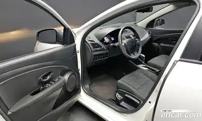 Renault SM3 2014 1.6 Автомат в Москве № 938258, миниатюра 11