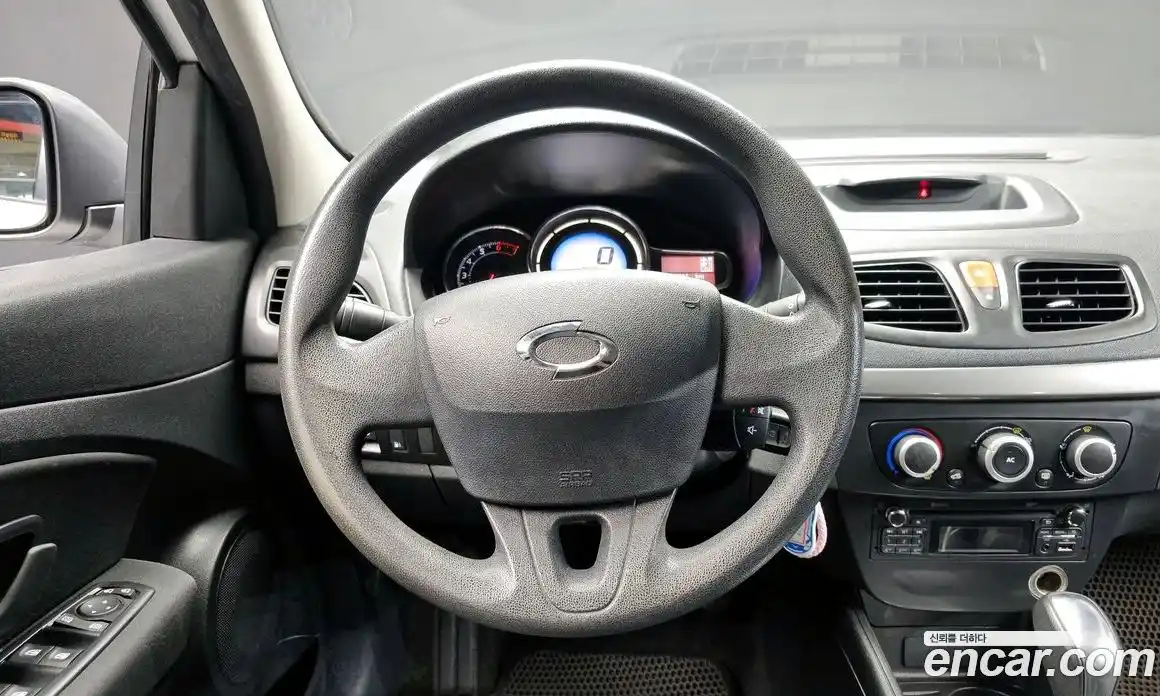 Renault SM3 2014 1.6 Автомат в Москве № 938258, фото 13