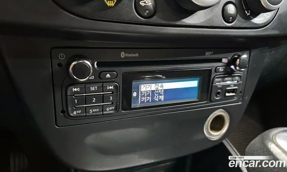 Renault SM3 2014 1.6 Автомат в Москве № 938258, фото 15