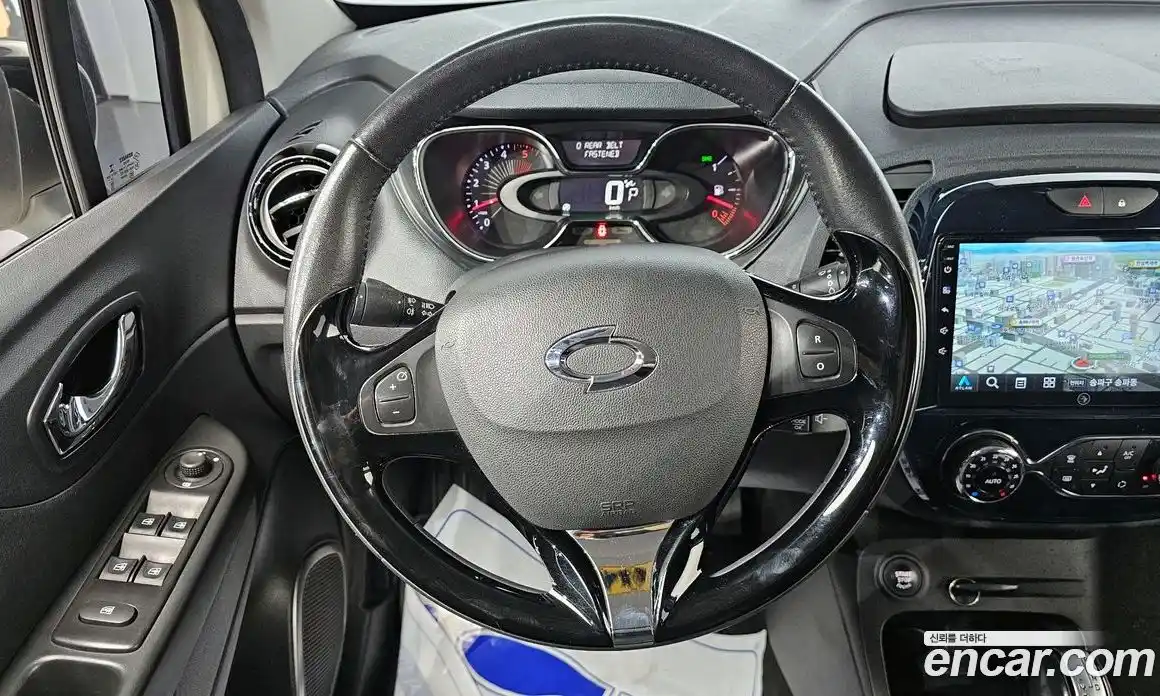 Renault QM3 2017 1.5 гидро в Москве № 138630, фото 13
